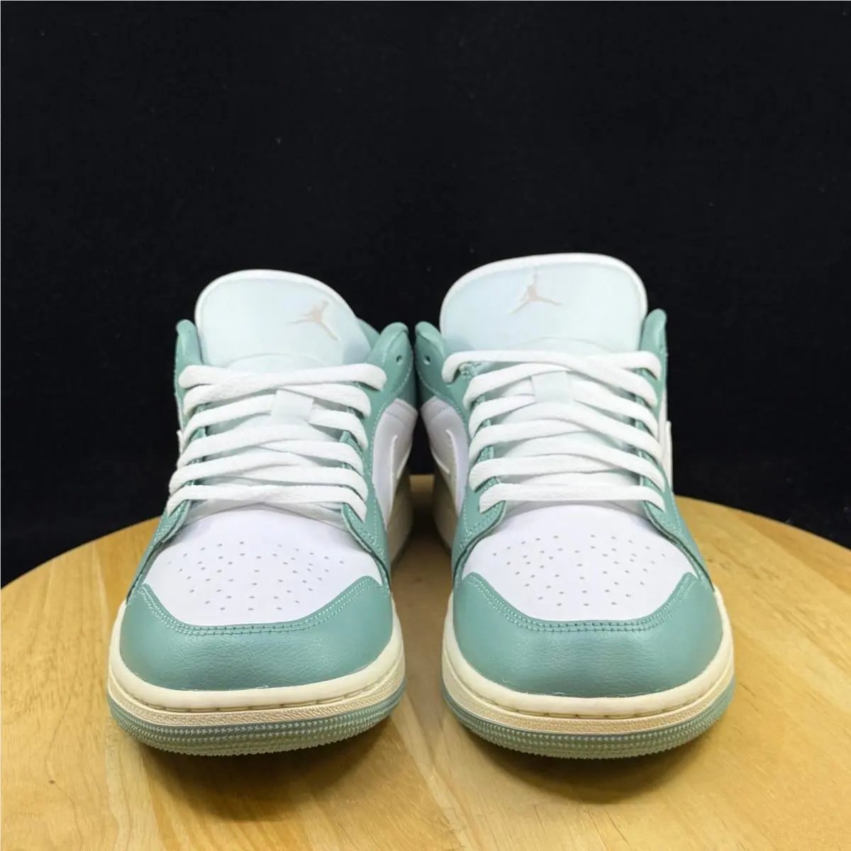 Nike shoes - White 1