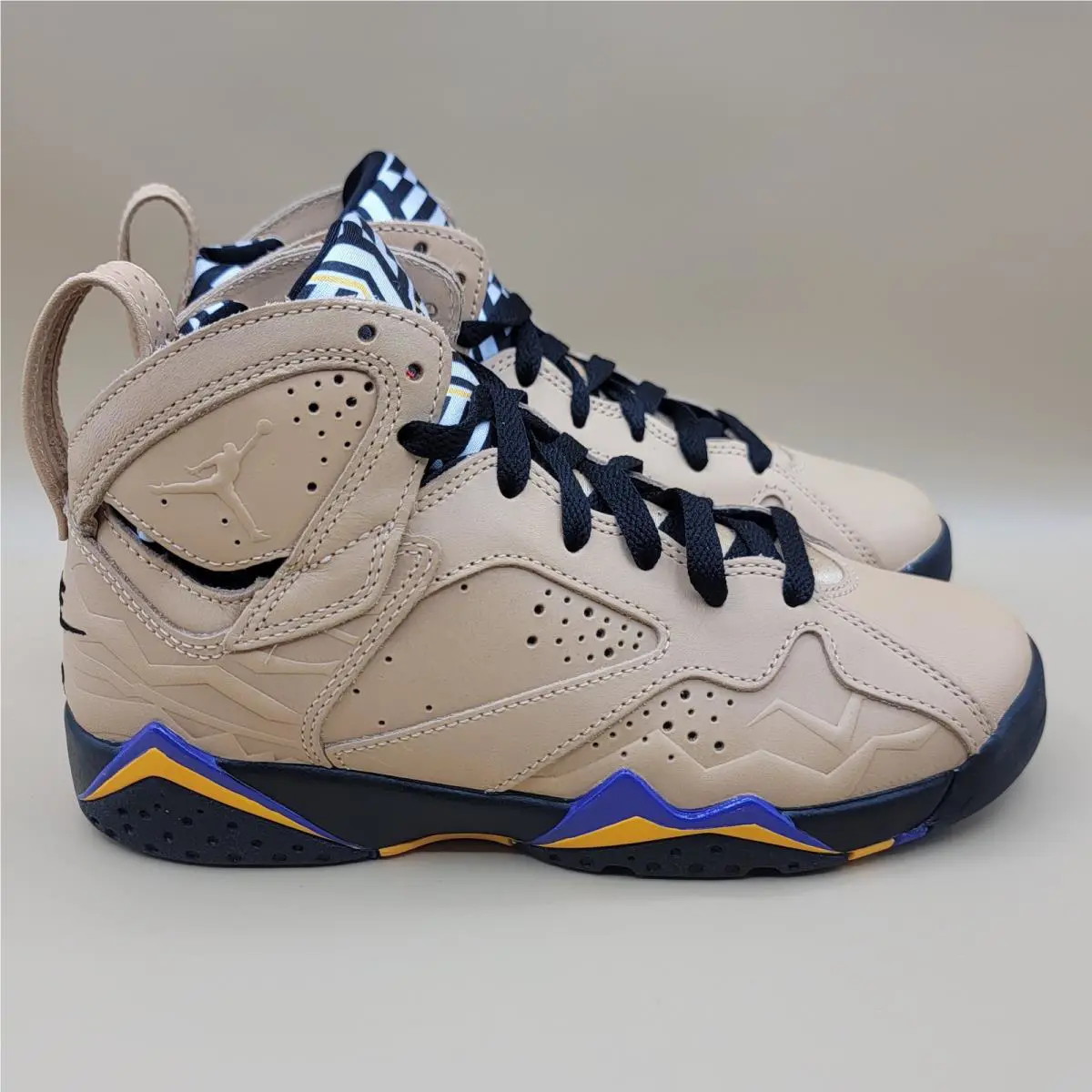 Nike shoes - Air Jordan 7 - Air - DZ4730 200 - Tan (UPC: 106050474423) 6