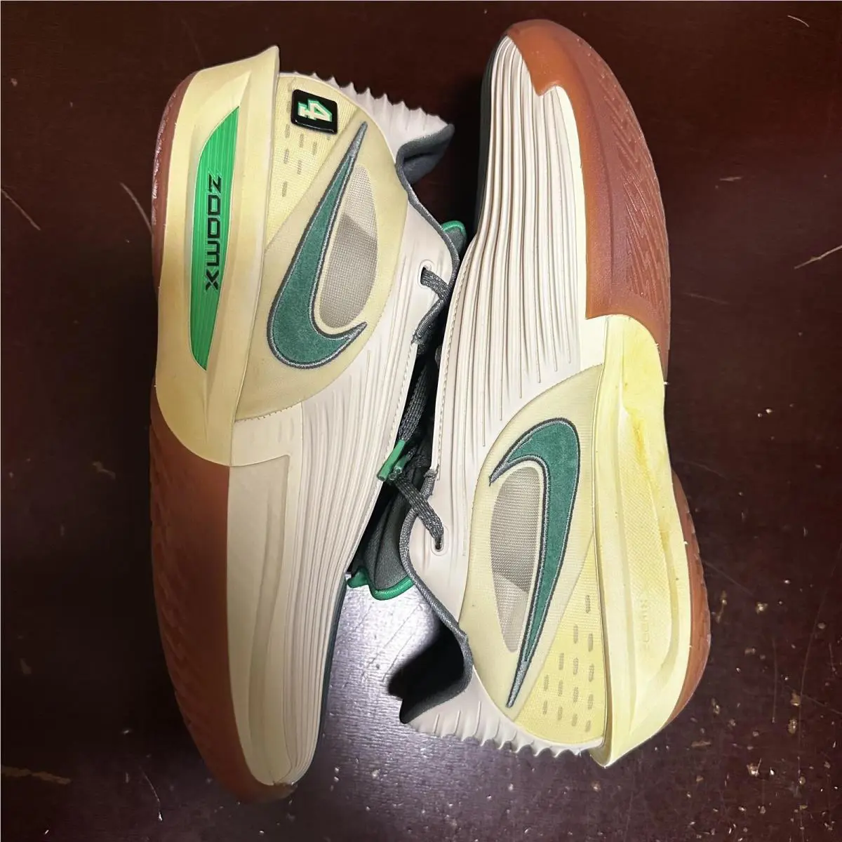 Nike shoes - Beige 4