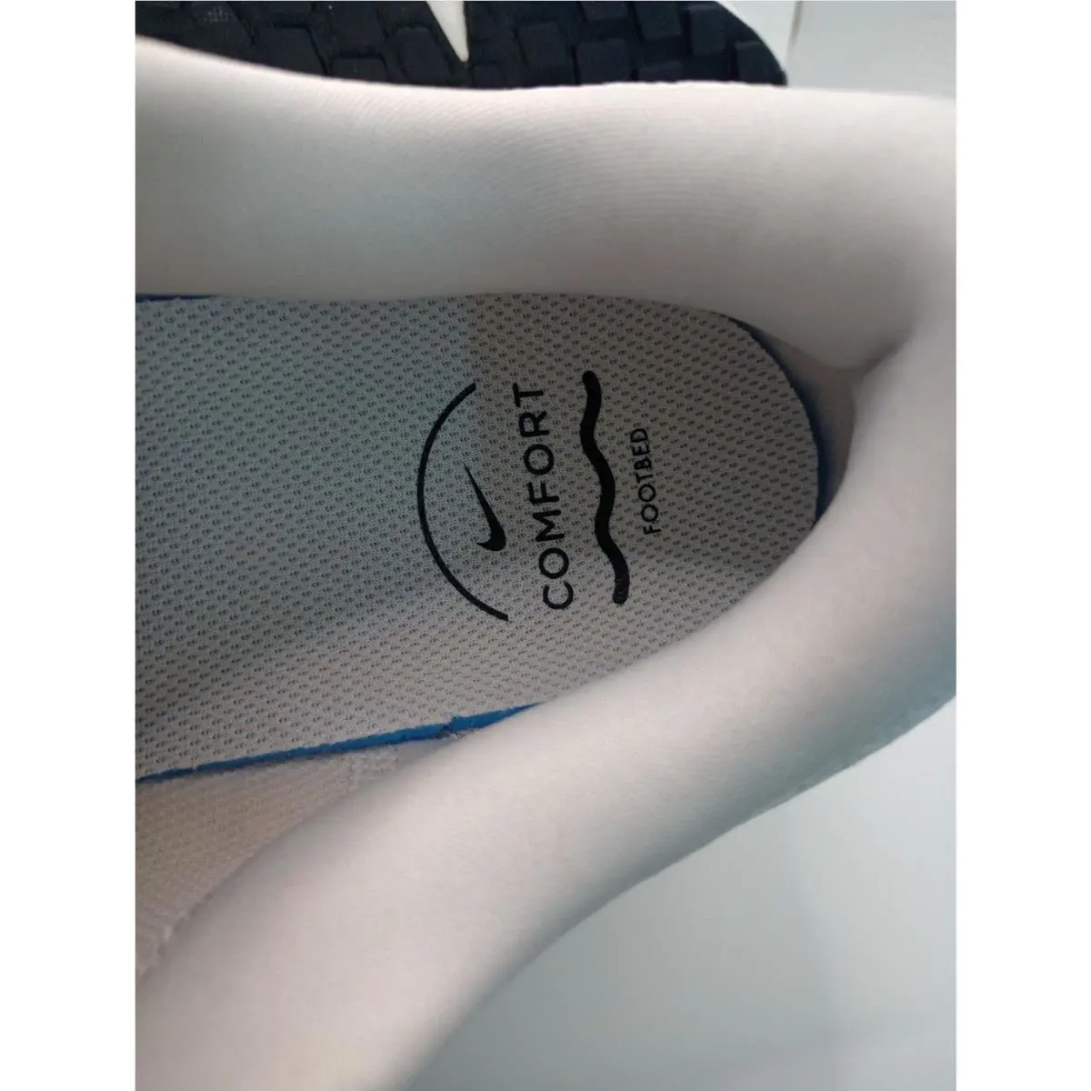 Nike shoes - White 9