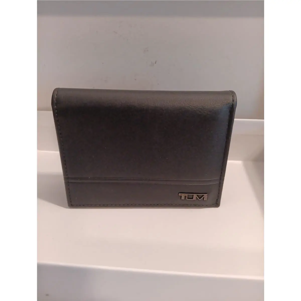 Tumi L Fold Wallet with ID Window - Leather - Black