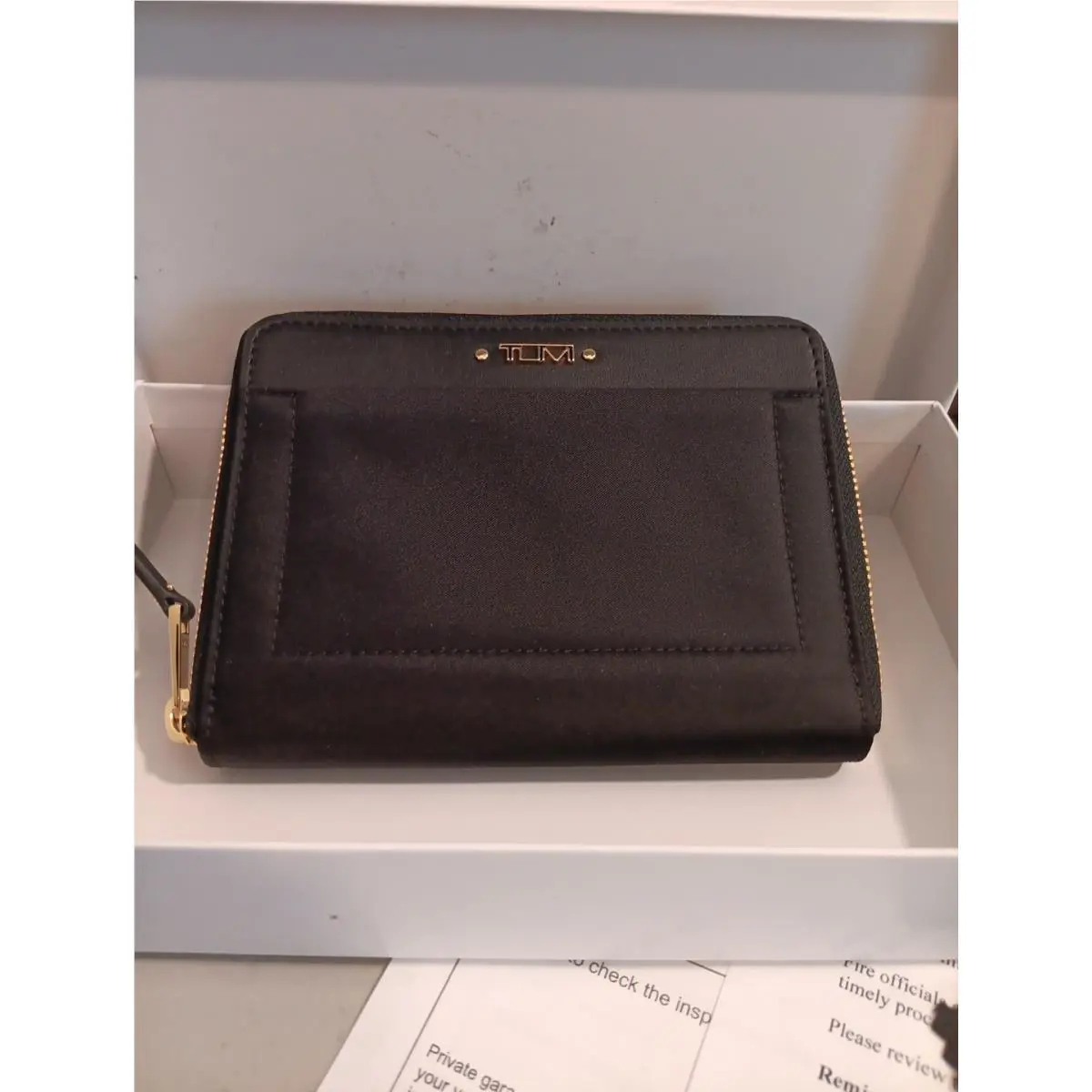 Tumi Passpprt Wallet