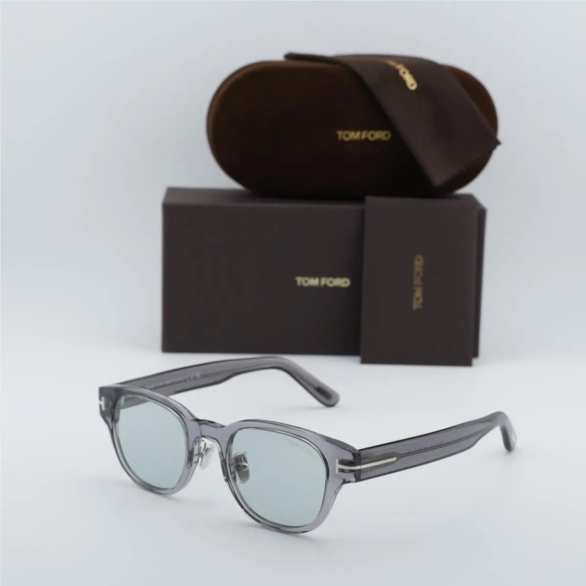 FT1041-D 20A Transparent Grey/light Grey 48-21-145 Sunglasses by Tom Ford