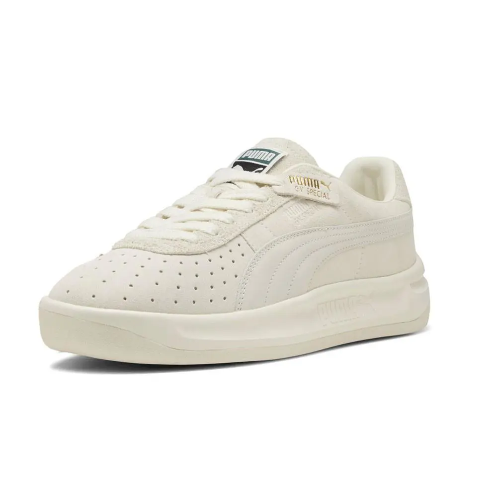 Puma shoes - PUMA Gv Special Suede Lace Up - 39850806 - White 0