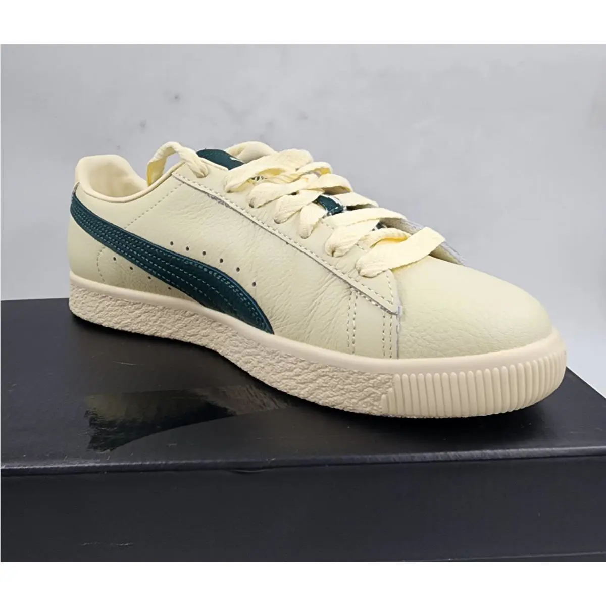 Puma shoes - PUMA Clyde - Clyde - Creamy Vanilla Dark Myrtle (UPC: 197670651332) 0