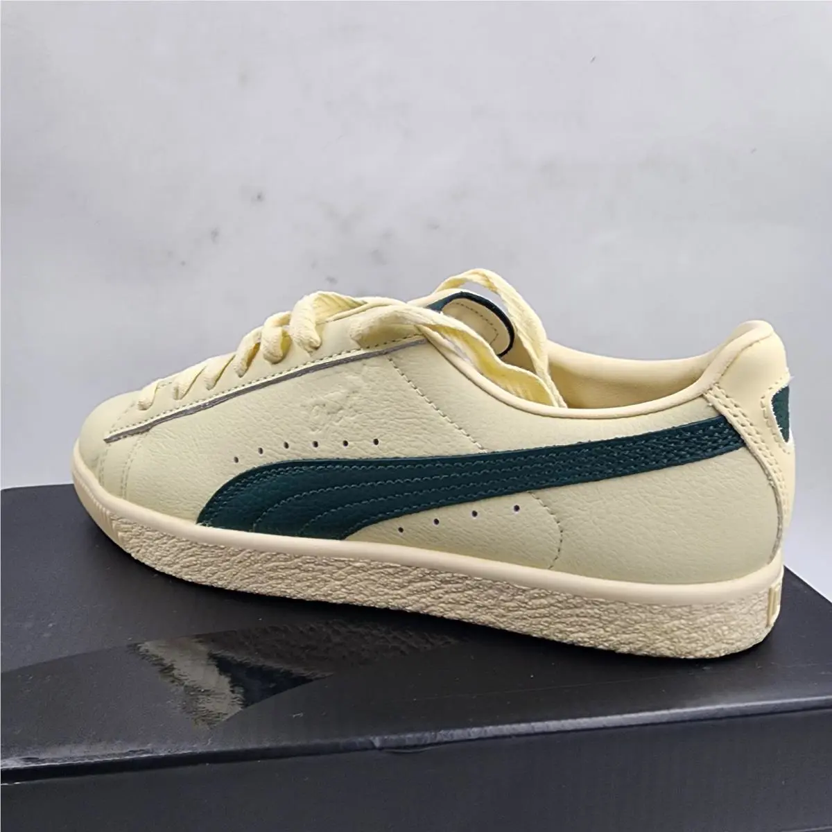 Puma shoes - PUMA Clyde - Clyde - Creamy Vanilla Dark Myrtle (UPC: 197670651332) 4