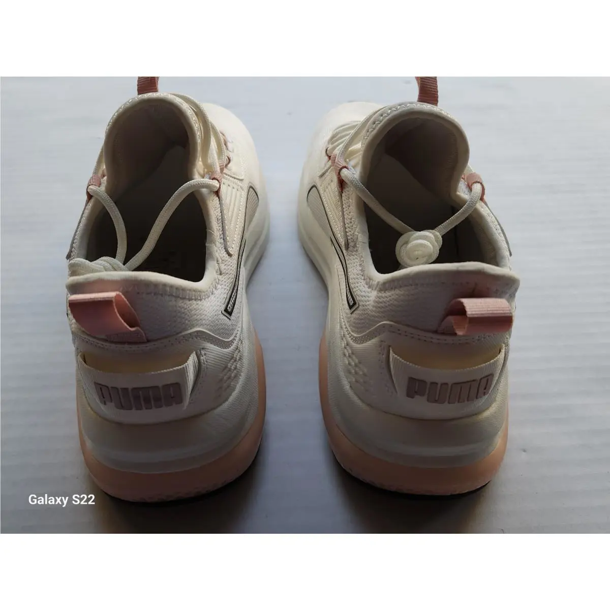 Puma shoes - Creamy Off-White 9