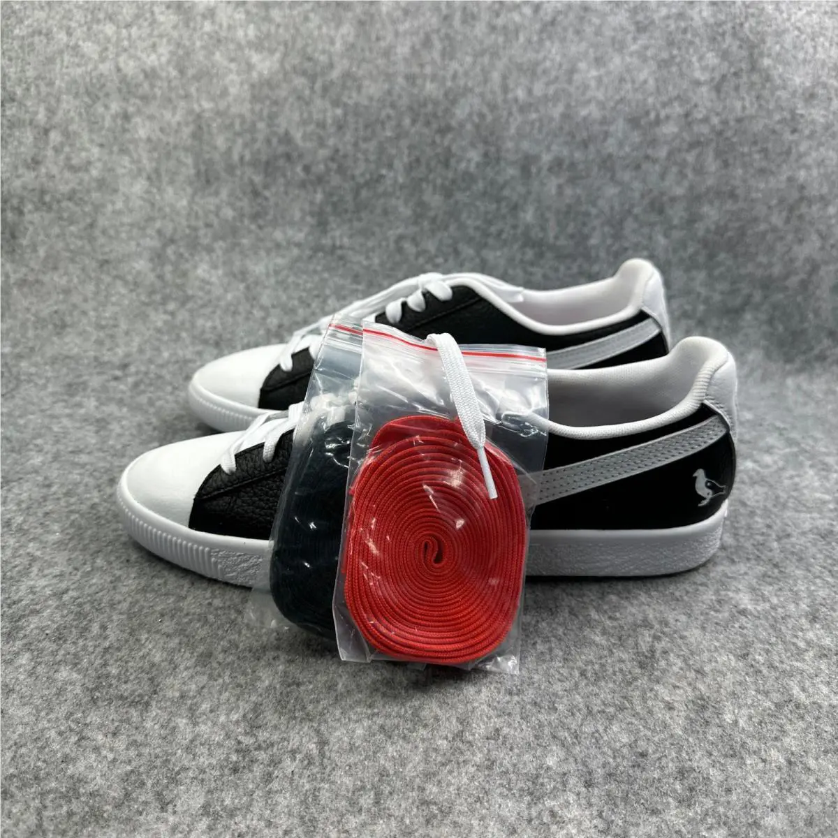 Puma shoes - White 3
