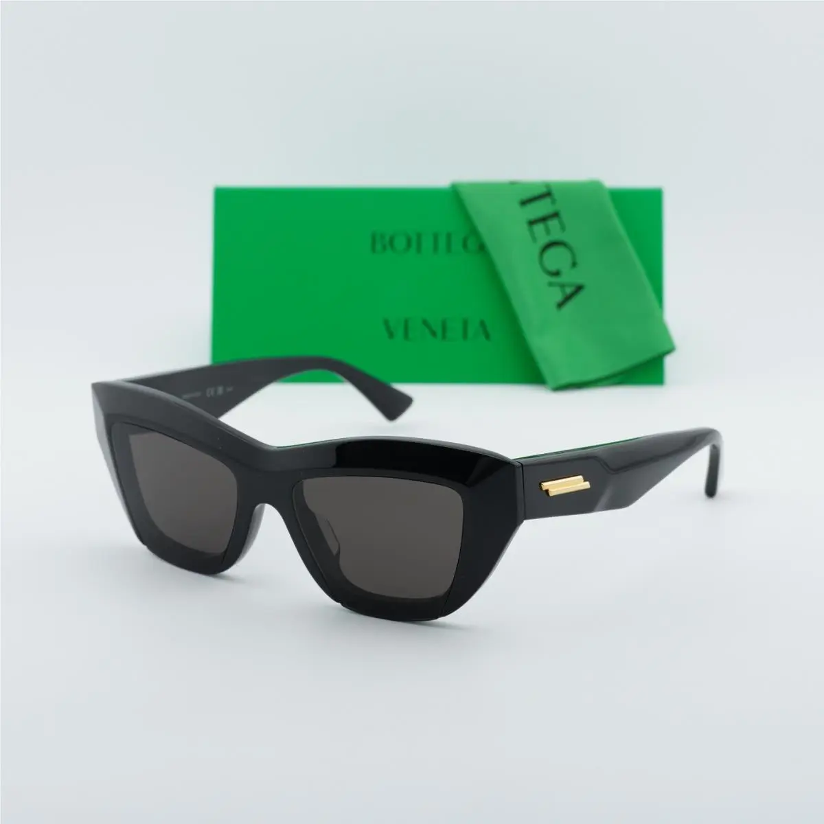Bottega Veneta BV1218S 001 Black/grey 52-18-145 Sunglasses