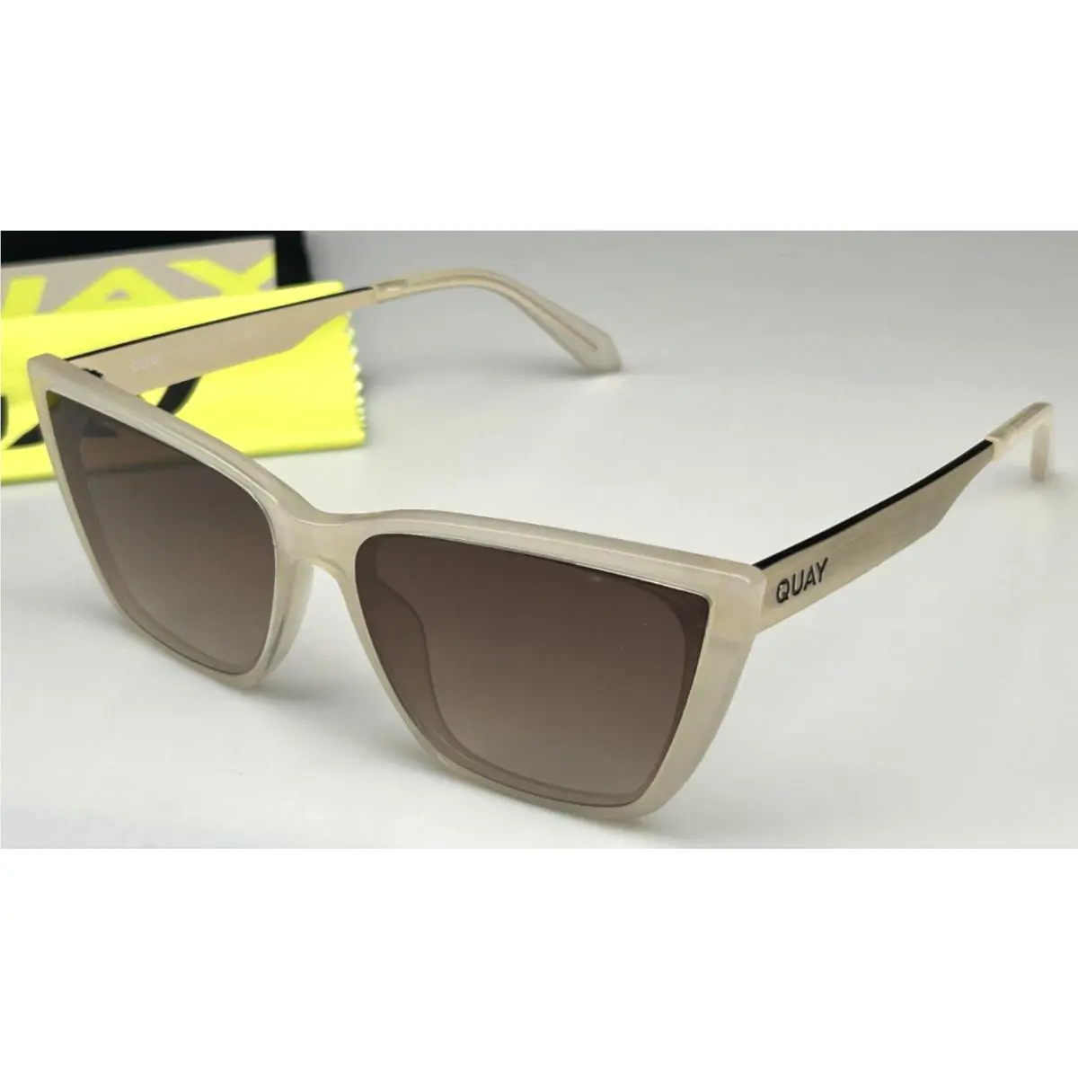 Quay Call The Shots Remixed Women`s Sunglasses Beige/rose Gold Frame