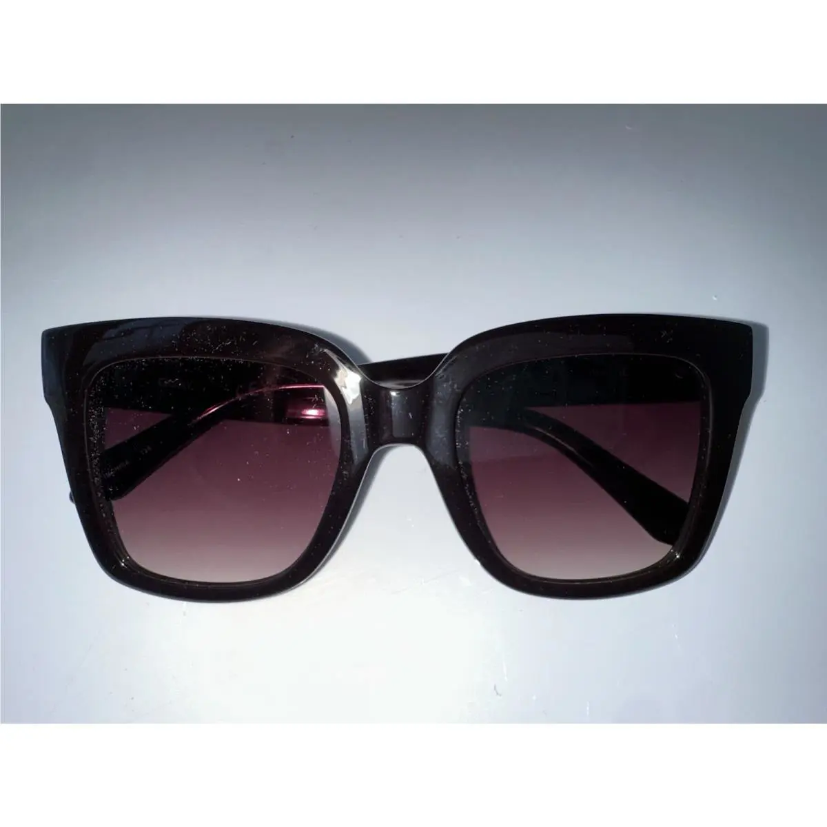 Quay Classic Claret Red Sunglasses 75883 Icy Gradient Lens with Cloth