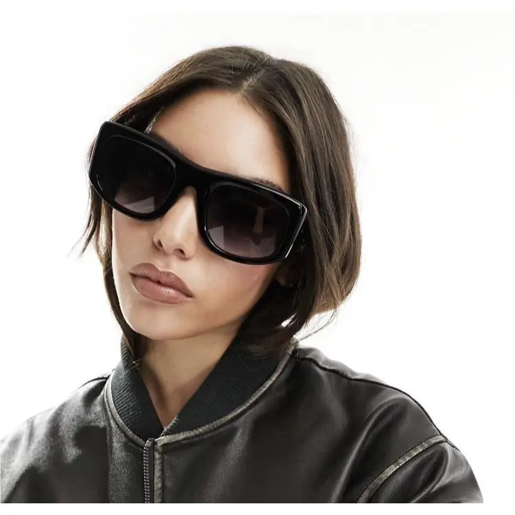 Quay Xguizio Collab Sunglasses Modern Sleek Designer Uniform Black Square Unisex