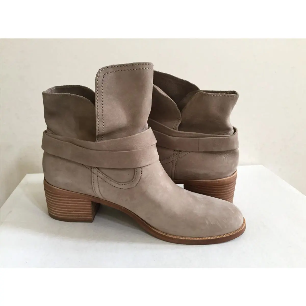 UGG shoes - SAHARA 0