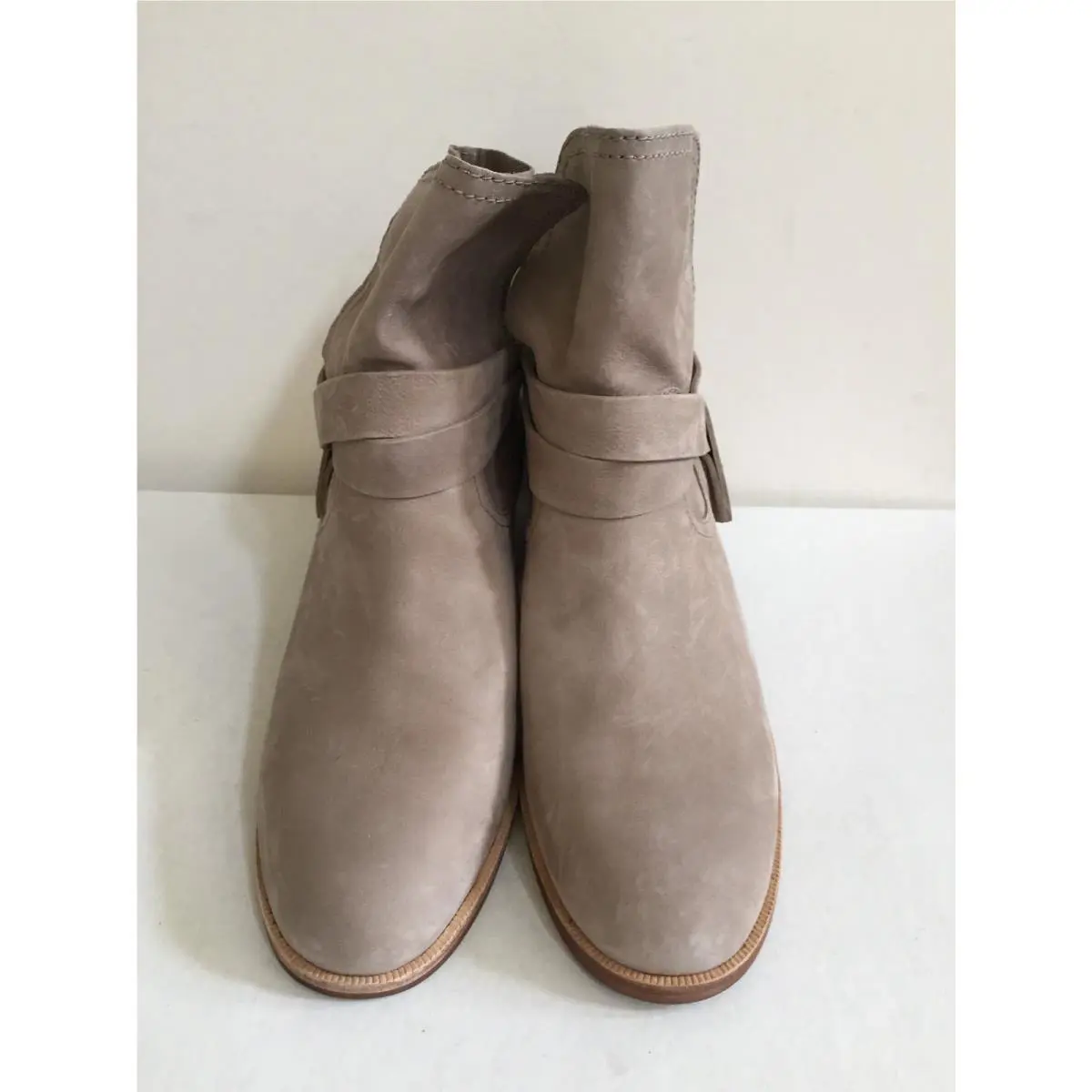 UGG shoes - SAHARA 1