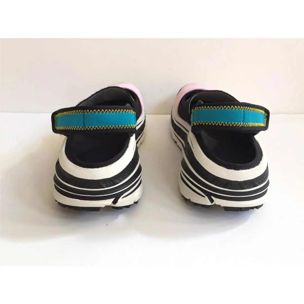 UGG shoes - BLACK 2