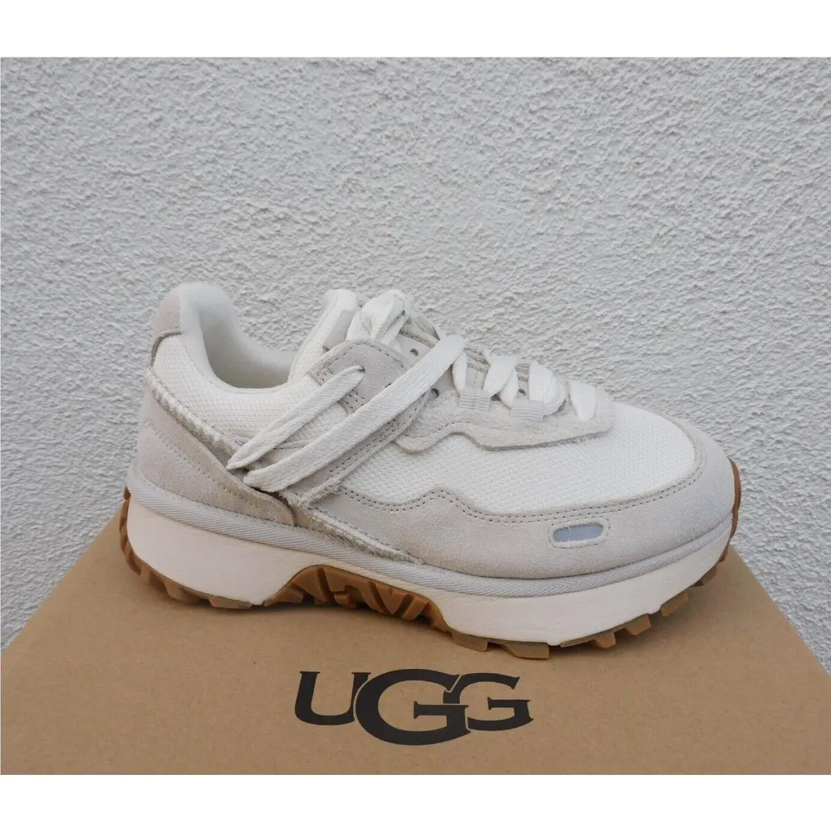 UGG shoes - UGG RetroFi Low - RetroFi Low - White (UPC: 197634804415) 1