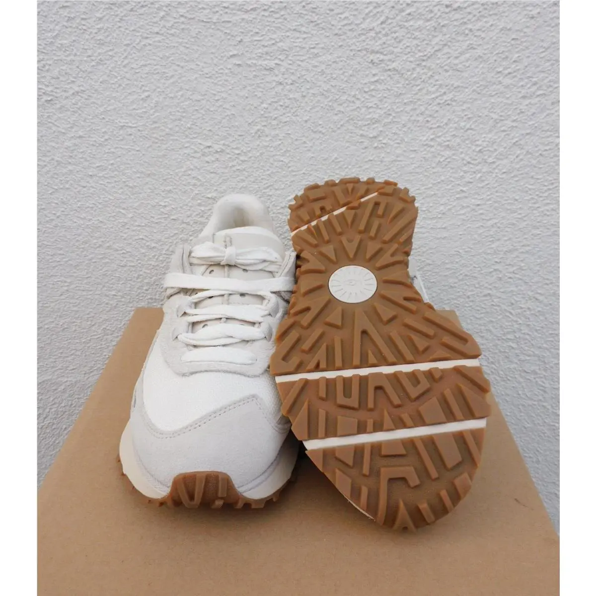 UGG shoes - UGG RetroFi Low - RetroFi Low - White (UPC: 197634804415) 2