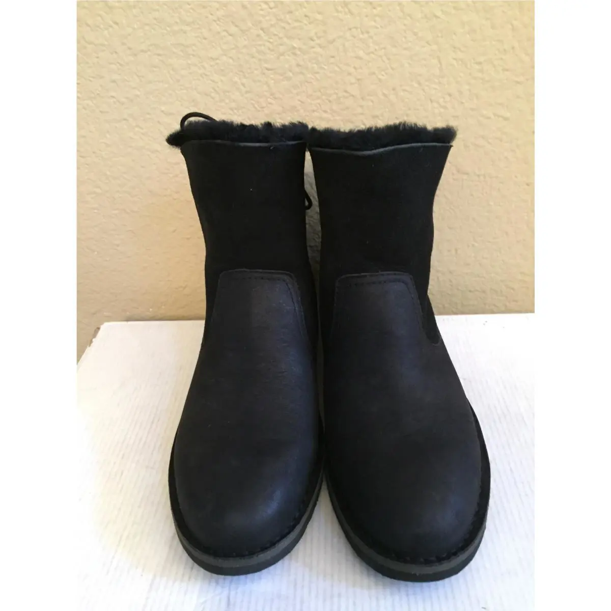UGG shoes - Main: BLACK 1