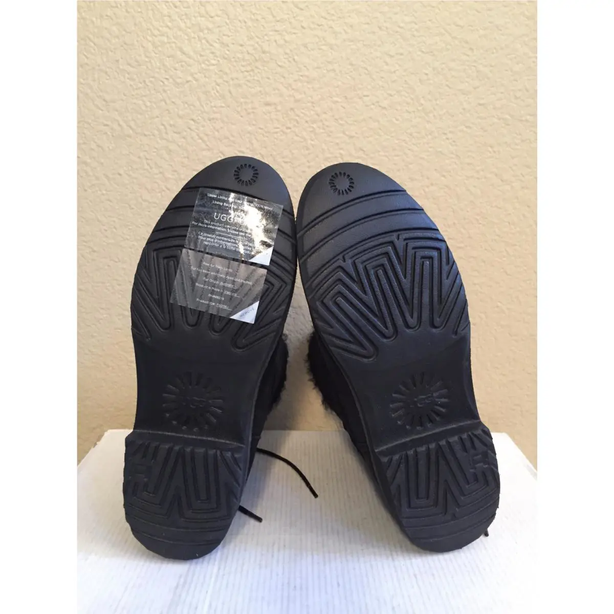 UGG shoes - Main: BLACK 3