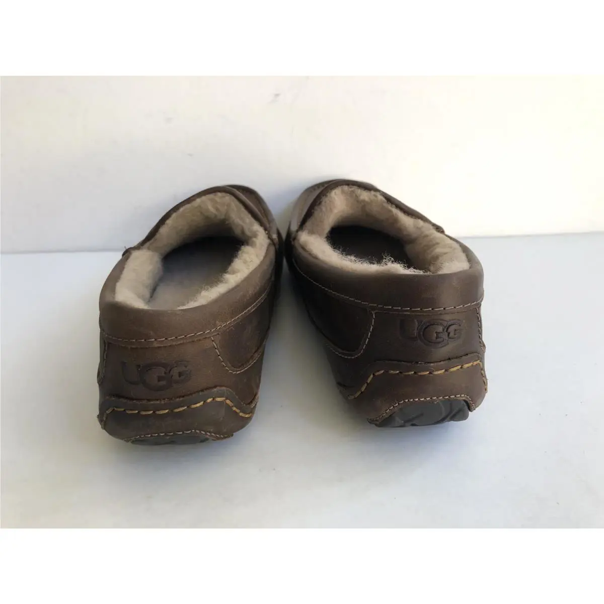UGG shoes - Tan 2