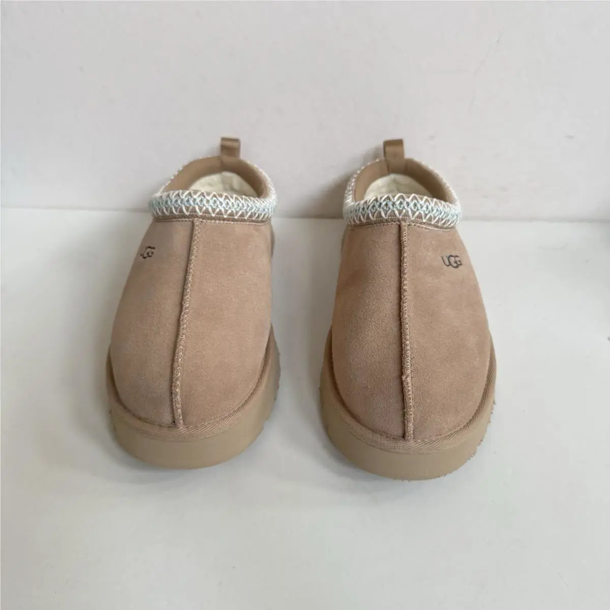 UGG shoes - UGG TAZZ - TAZZ - SAND 1