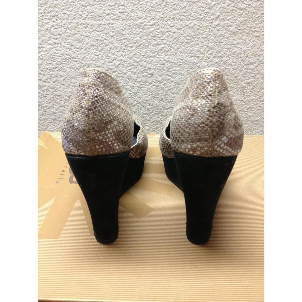 UGG shoes - Black, Main: BLACK NUBUCK 2
