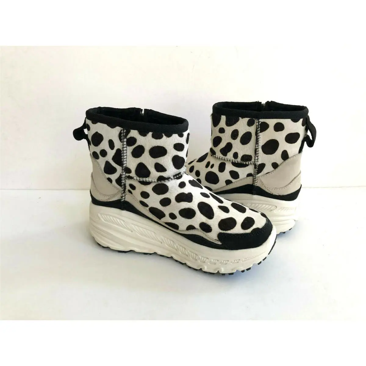 UGG shoes - UGG CA805 - Black 0