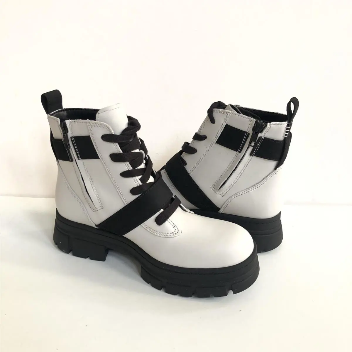 UGG shoes - UGG ASHTON SHOE - ASHTON SHOE - White 0