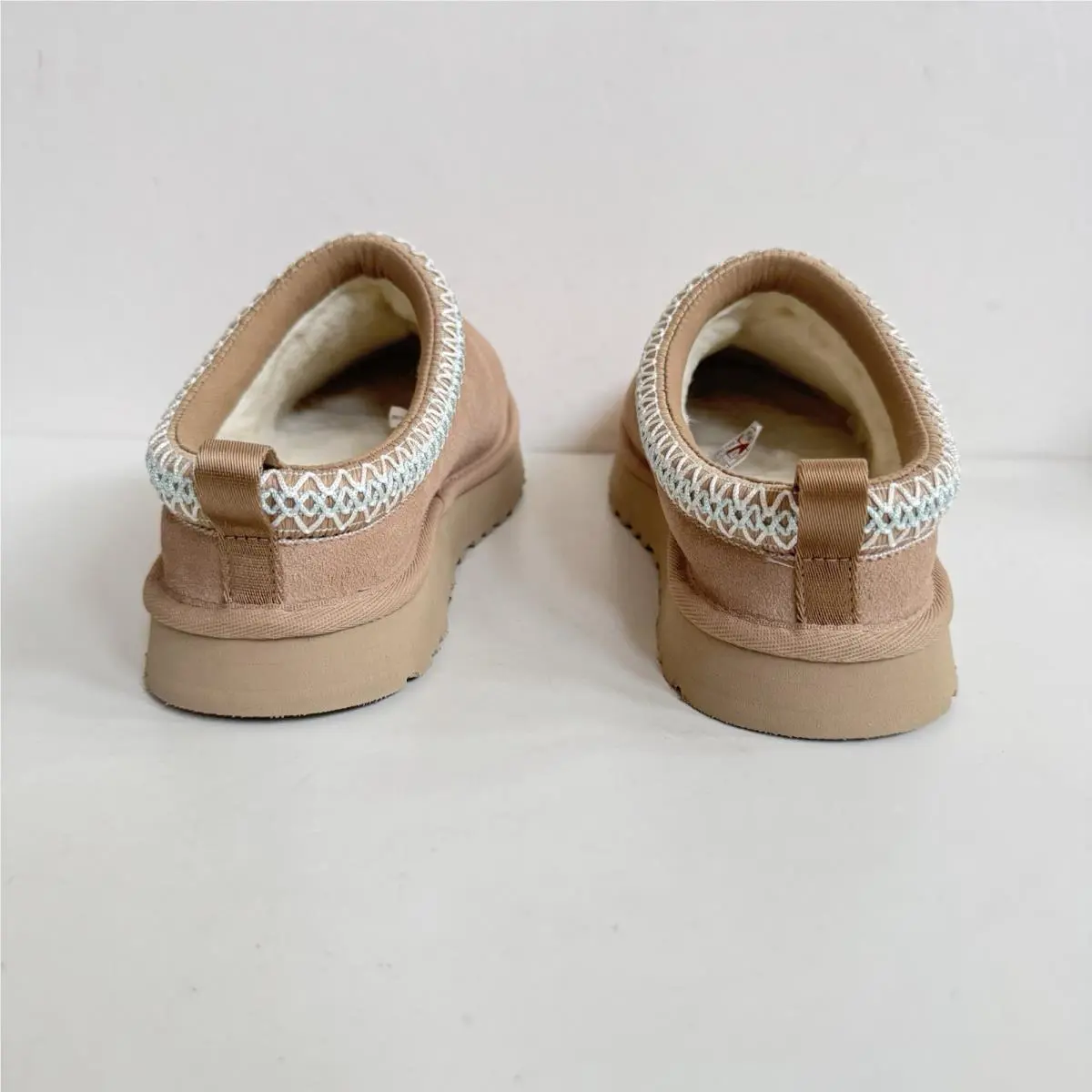 UGG shoes - UGG TAZZ - TAZZ - SAND 2