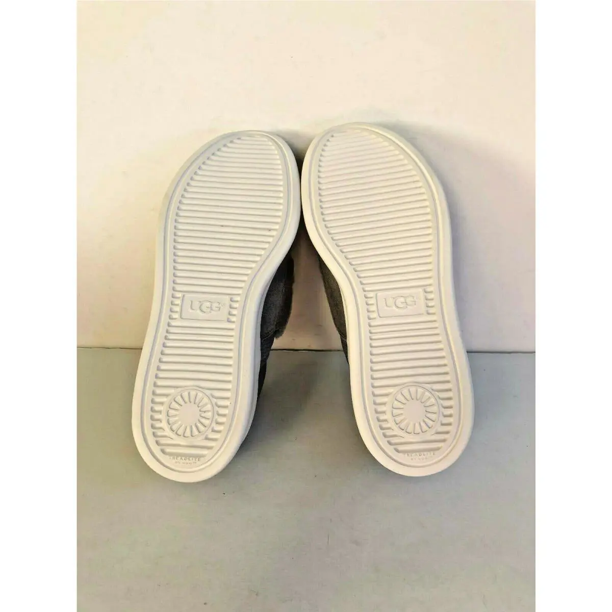 UGG shoes - SEAL 3