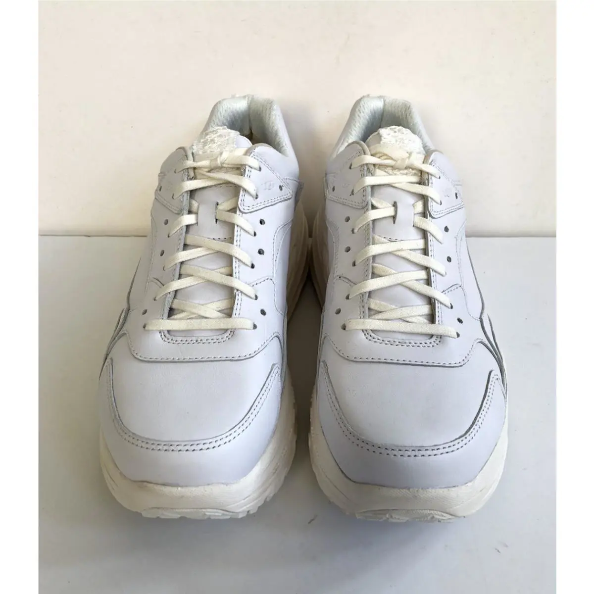 UGG shoes - White 1