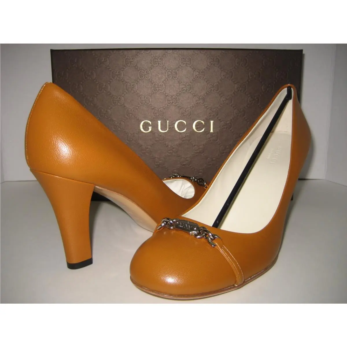 US 8 EU 38.5 Brown Leather Classics Pumps Logo High Heels Shoes by Gucci