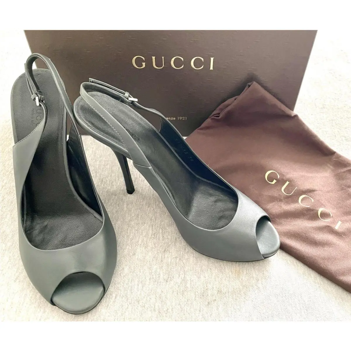 Women’s Size 39 Blue Leather Peep Toe Slingback High Heel Shoes by Gucci