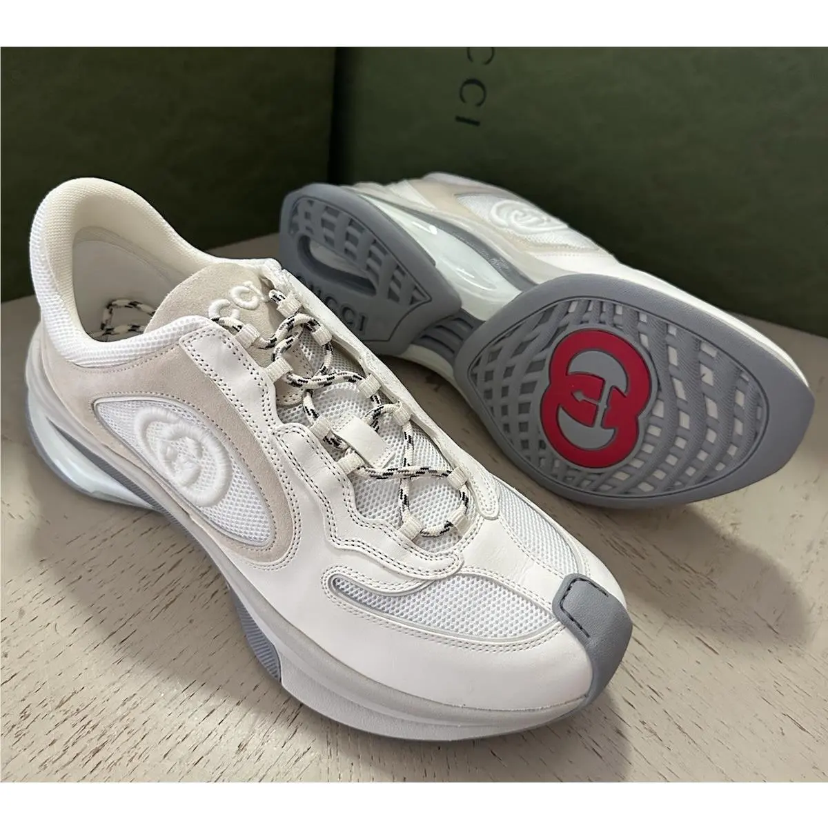 Gucci Men GG Logo Sneakers Off White/gray 10.5 US/10 UK 749785