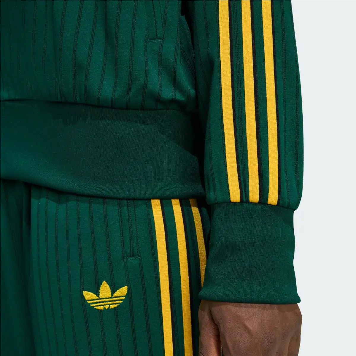 Adidas clothing - Originals Adicolor Classics Firebird - Originals Adicolor Classics Firebird - KD6287 - Collegiate Green 4