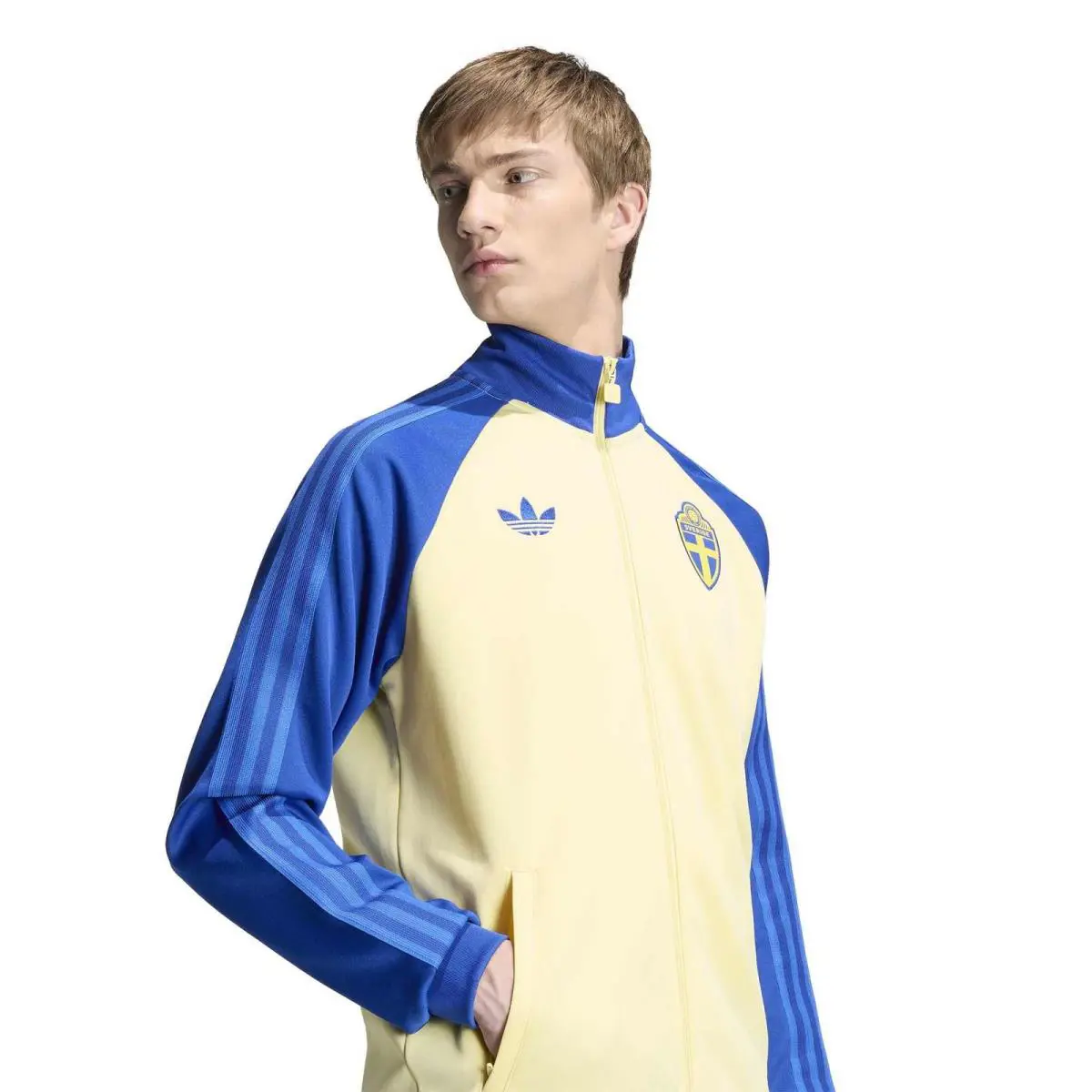 Adidas clothing - Yellow 8
