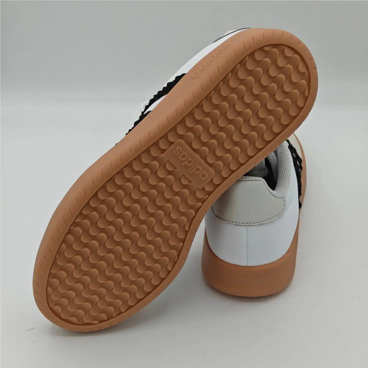 Adidas shoes - adidas Barreda - Barreda - JP5968 - White, Black, Gum 3