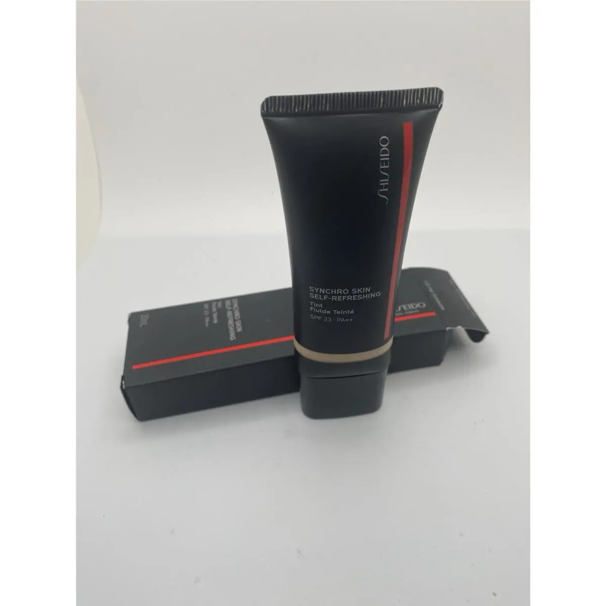 Shiseido Synchro Skin Self Refreshing Tint - 115 Fair Shirakaba