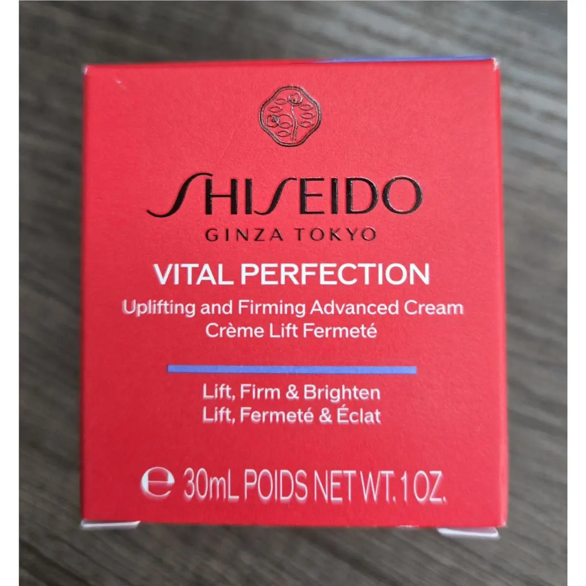 Shiseido Vital Perfection Uplifting and Firming Advanced Day Cream 30 ml
