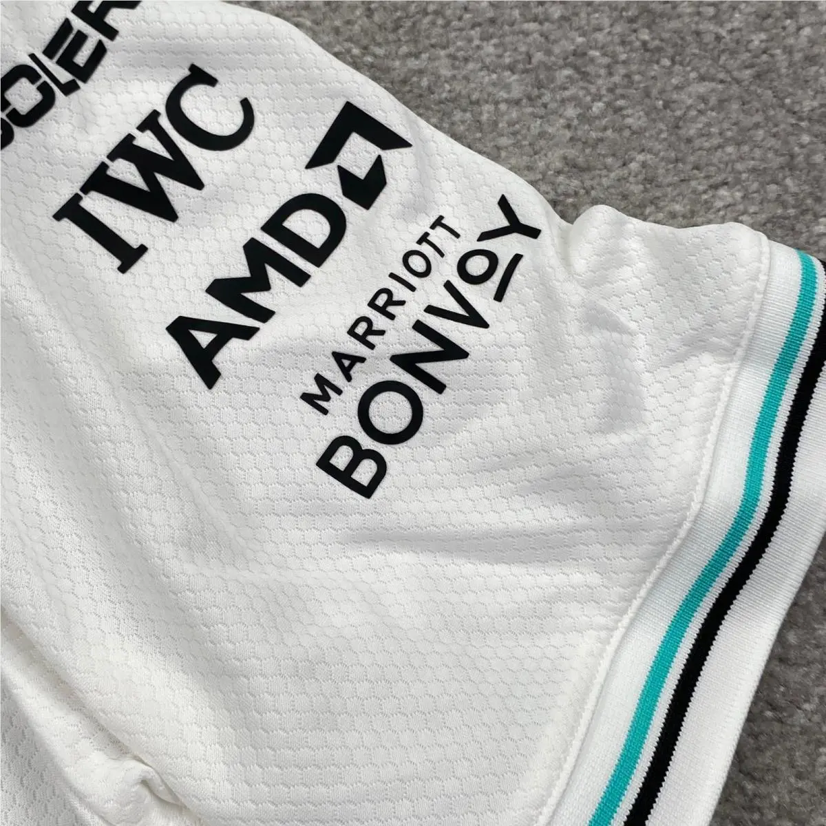 Adidas clothing - White 3