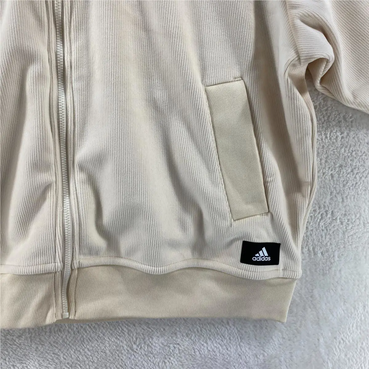 Adidas clothing - Wonder White - Beige Cream 2