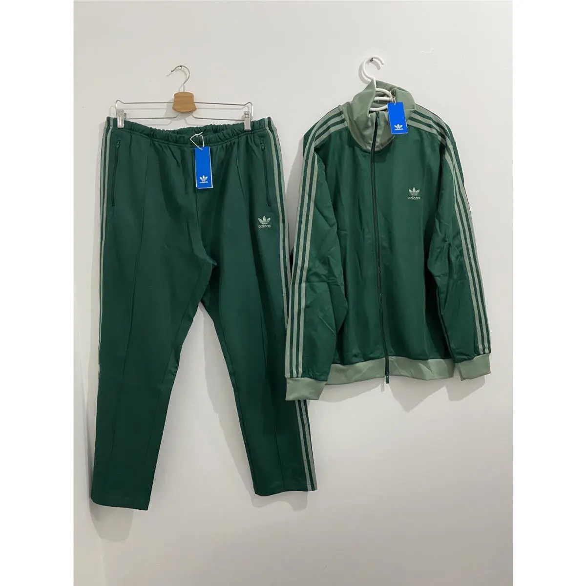 Adidas clothing - Collegiate Green Silver Green 0