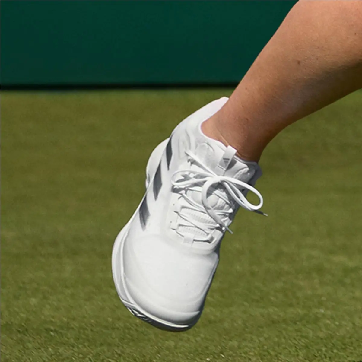 Adidas shoes - adidas Avacourt - Avacourt - Cloud White / Silver Metallic / Grey One (UPC: 196471464653) 8