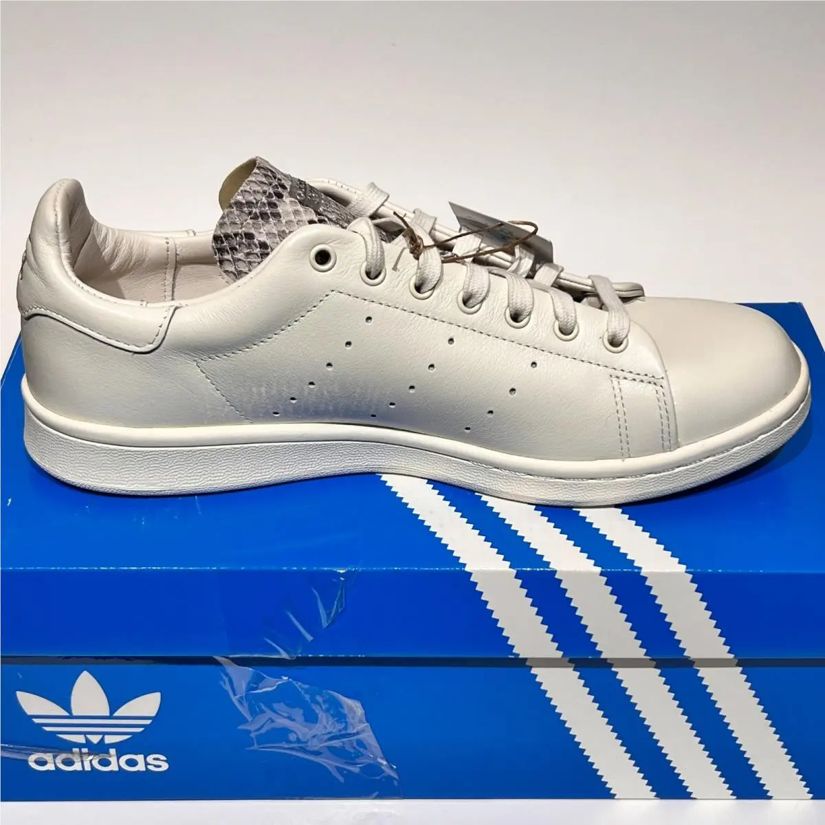 Adidas shoes - adidas Stan Smith - Stan Smith - ID0986 - Off White (UPC: 196471009328) 0