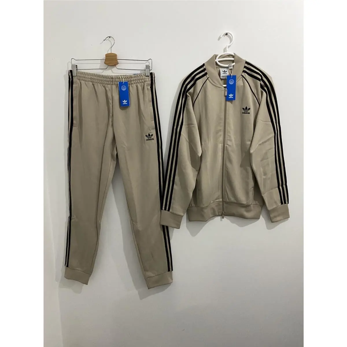 Adidas clothing - Wonder Beige Black 0