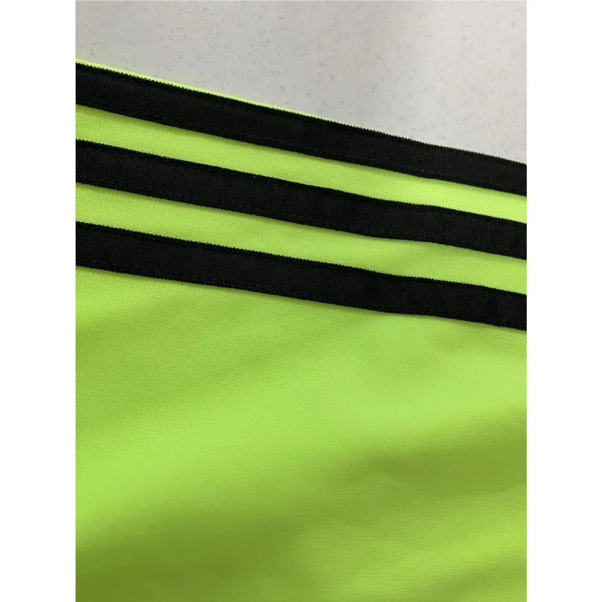 Adidas clothing - Signal Green Black 5