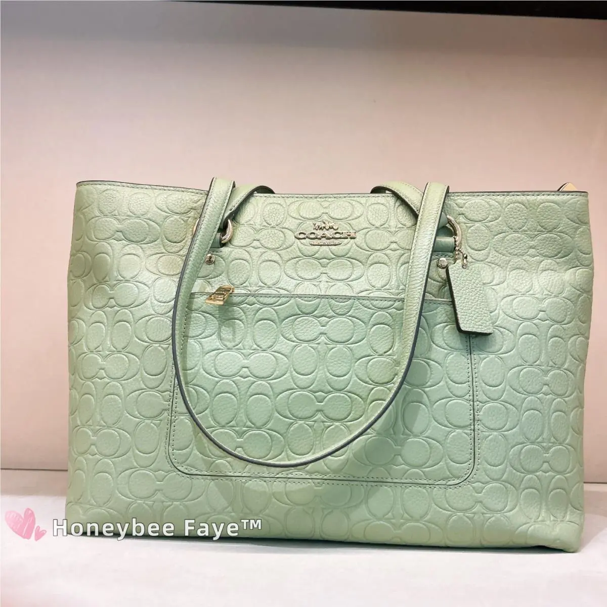 Coach Station Tote Bag In Signature Leather CEW04/CDL99