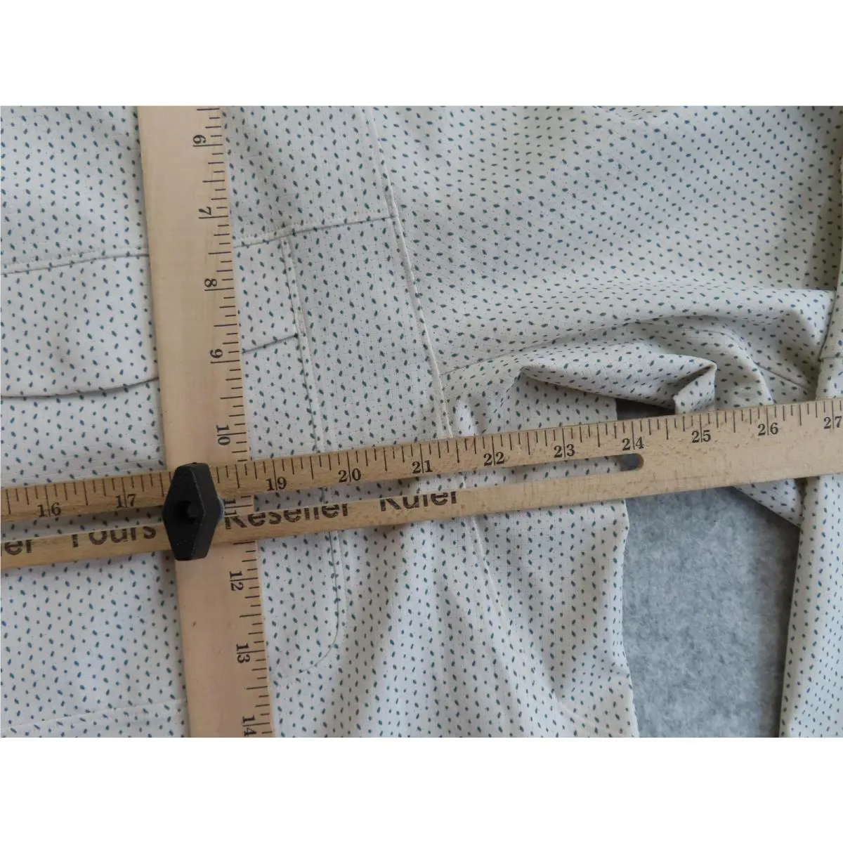 Lululemon clothing - Beige 3