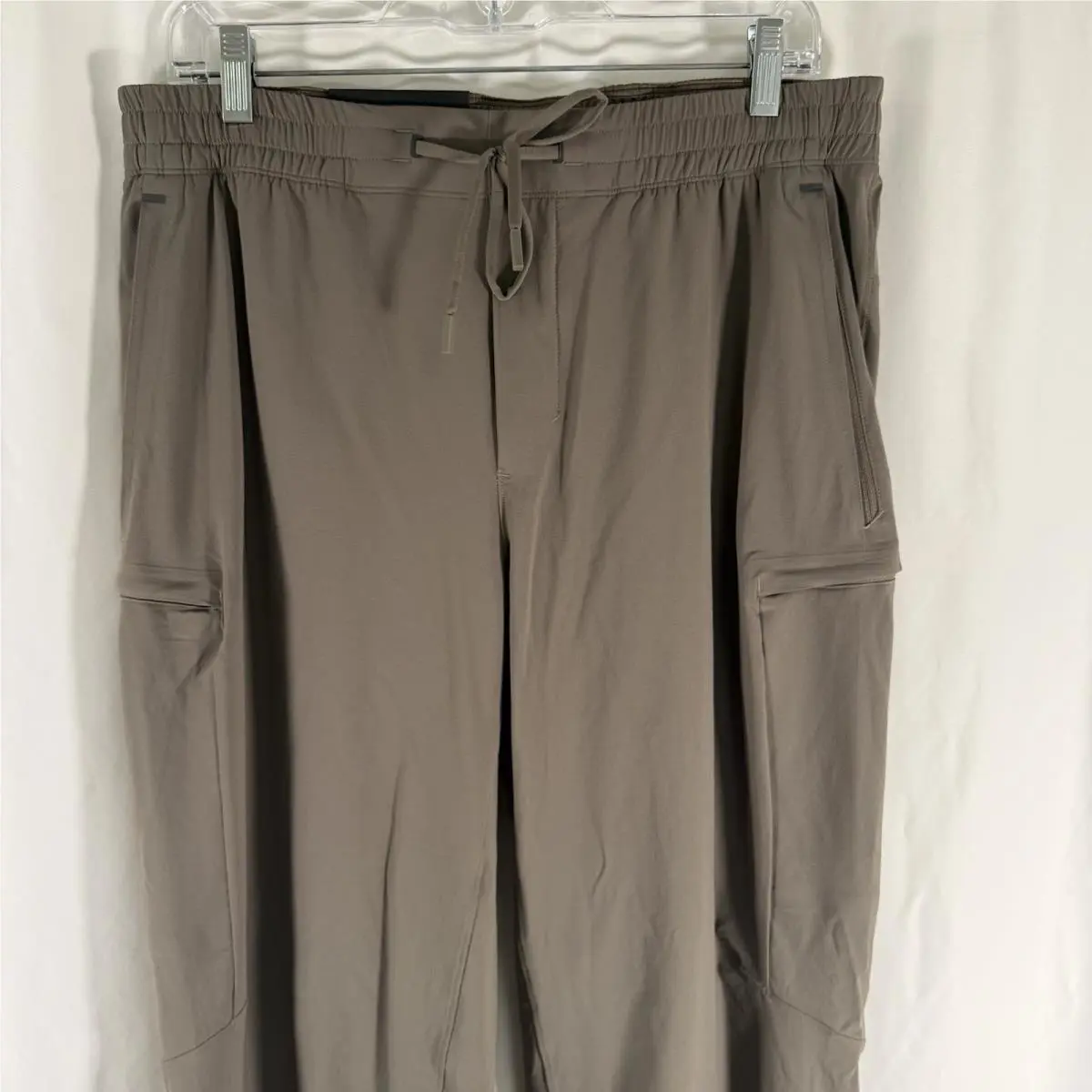 Lululemon clothing - Lululemon License to Train - License Train - Green 0