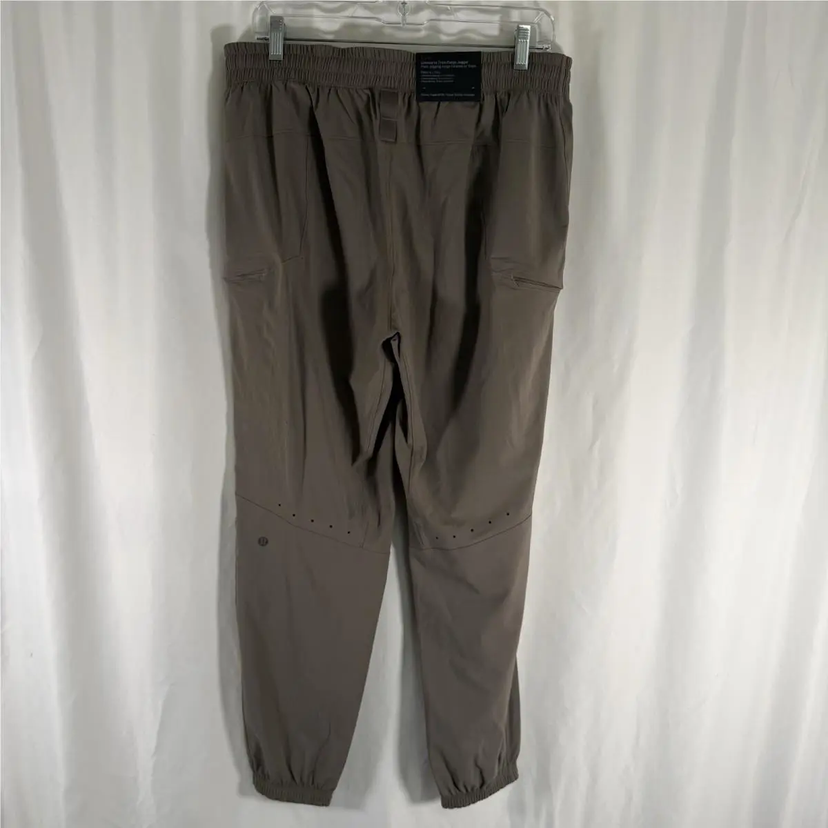 Lululemon clothing - Lululemon License to Train - License Train - Green 5